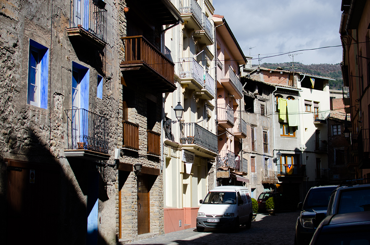 On the road, Pobla de Lillet